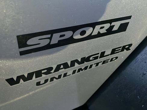 Used 2014 Jeep Wrangler Unlimited Sport w/ Quick Order Package 24S image 16