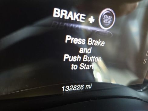 Used 2014 Jeep Grand Cherokee Laredo w/ Security & Convenience Group AWD/4WD image 3