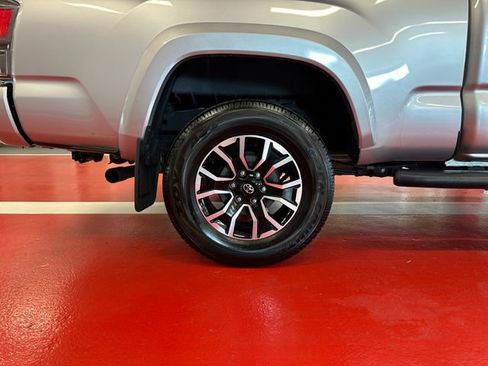 Certified 2023 Toyota Tacoma TRD Sport AWD/4WD image 28