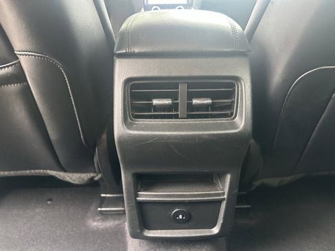 Certified 2023 Ford Edge SEL image 11