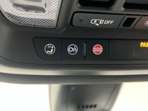 Certified 2023 Buick Enclave Essence w/ Experience Buick Package image 29