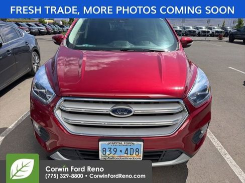 Used 2019 Ford Escape Titanium AWD/4WD image 2