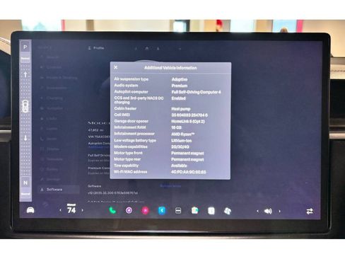 Used 2024 Tesla Model X image 28