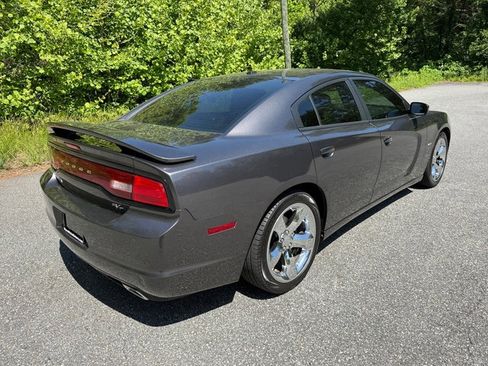 Used 2013 Dodge Charger R/T RWD image 6