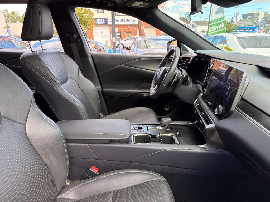 Used 2023 Lexus RX 350 Premium Plus w/ Accessory Package AWD/4WD image 22