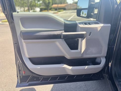 Used 2021 Ford F250 XL w/ Power Equipment Group RWD image 9