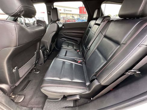 Used 2024 Dodge Durango GT RWD image 12