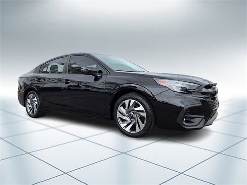 Used 2023 Subaru Legacy Limited w/ Tech Package 3 image 2