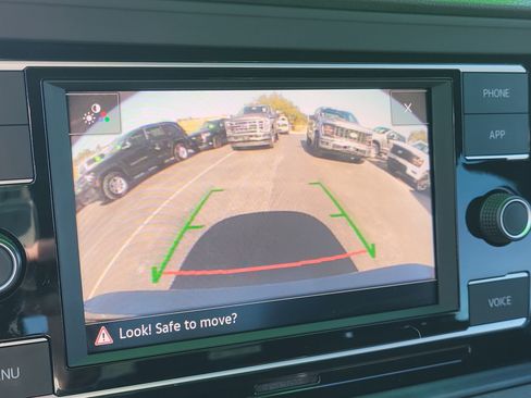 Used 2023 Volkswagen Jetta Sport image 29