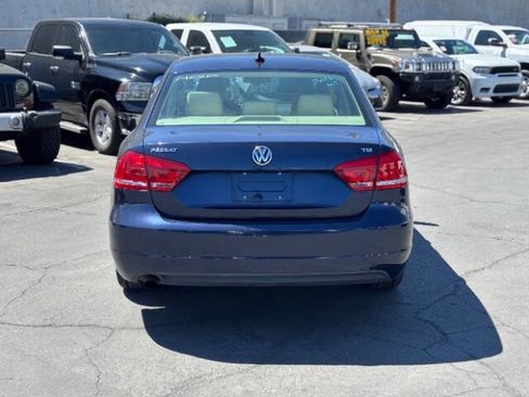 Used 2015 Volkswagen Passat 1.8T Limited Edition FWD image 4