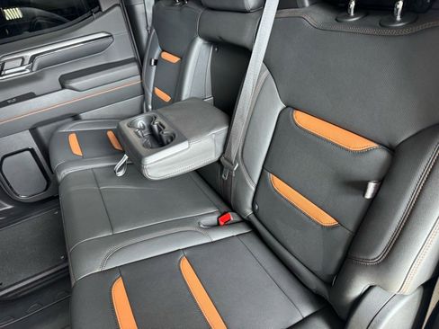 Used 2024 GMC Sierra 1500 AT4 w/ AT4 Premium Package image 10