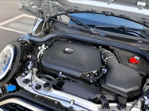 Certified 2025 MINI Cooper S FWD image 32