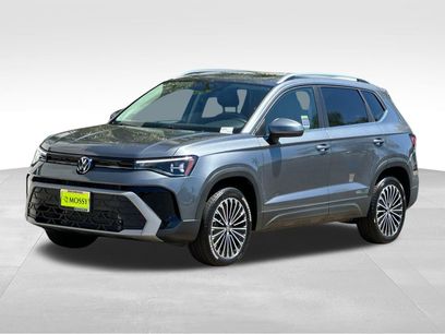New 2025 Volkswagen Taos SE