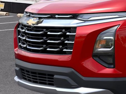 New 2027 Chevrolet Equinox LT w/ LPO, Floor Liner Package FWD image 13