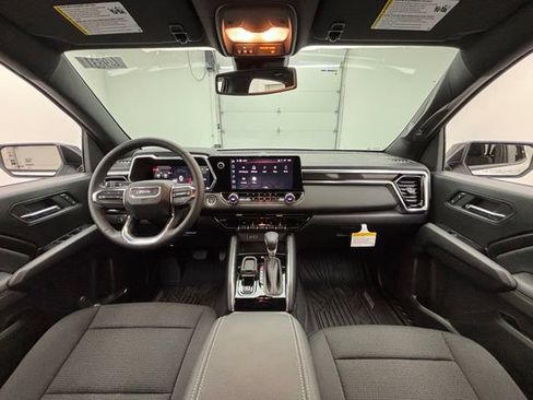 New 2026 GMC Canyon Elevation w/ Convenience Package RWD image 3