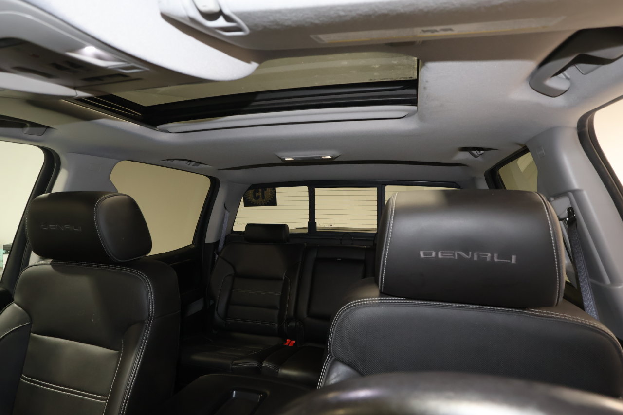 Used 2015 GMC Sierra 1500 Denali w/ Driver Alert Package AWD/4WD image 11