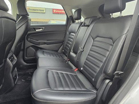 Used 2023 Ford Edge SEL image 12