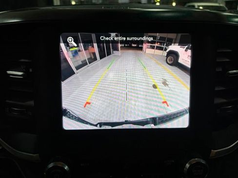 Used 2020 RAM 1500 Big Horn AWD/4WD image 23