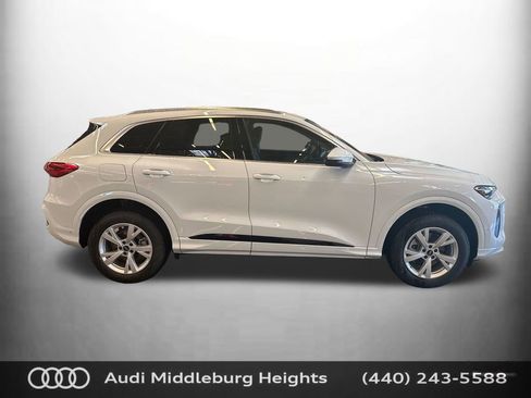 New 2025 Audi Q5 Premium image 8