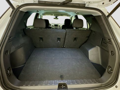 Used 2024 Chevrolet Equinox LT image 30