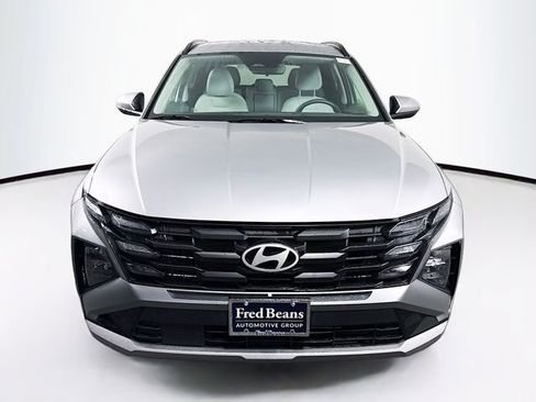 Certified 2025 Hyundai Tucson SEL image 2