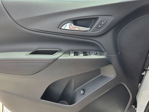 Certified 2024 Chevrolet Equinox RS w/ LPO, Floor Liner Package AWD/4WD image 21