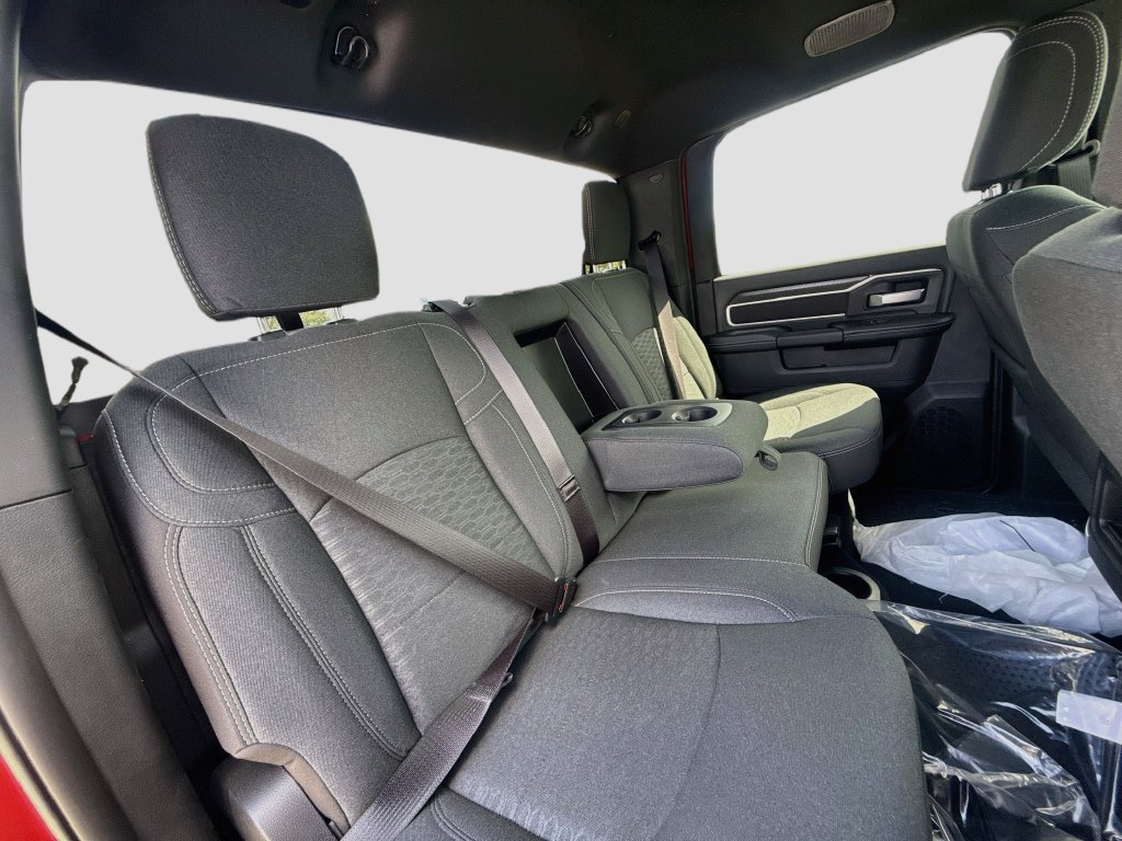 New 2026 RAM 3500 Big Horn AWD/4WD image 30