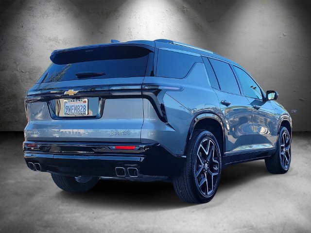 Used 2026 Chevrolet Traverse High Country w/ LPO, Floor Liner Package FWD image 3