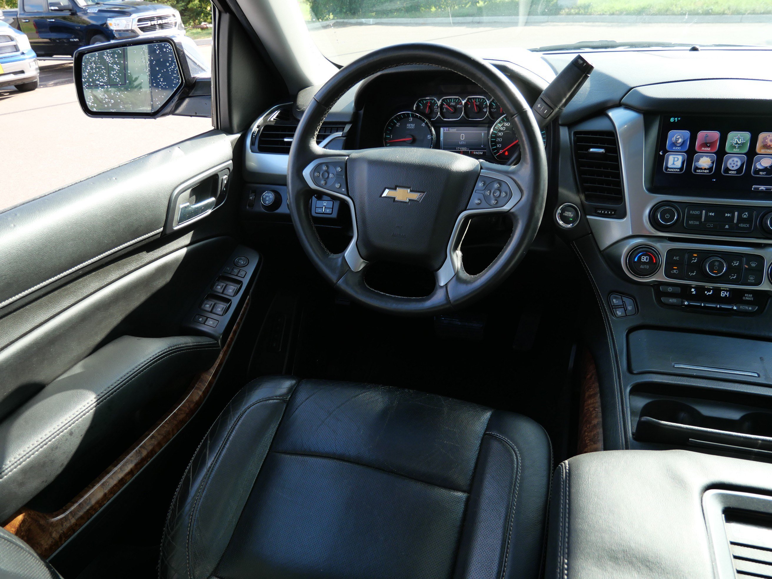 Used 2015 Chevrolet Suburban LTZ AWD/4WD image 9
