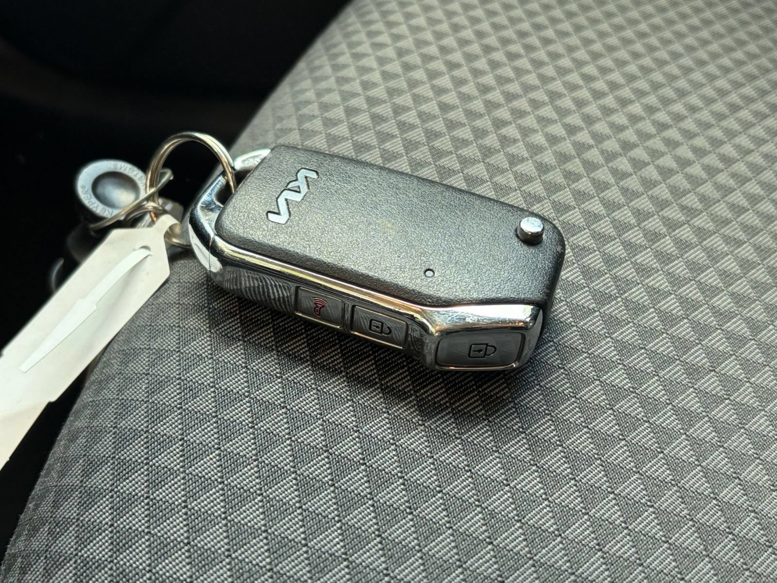 Used 2025 Kia Soul LX w/ LX Technology Package FWD image 20