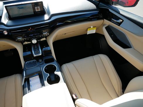 Certified 2023 Acura MDX SH-AWD w/ Technology Package image 11