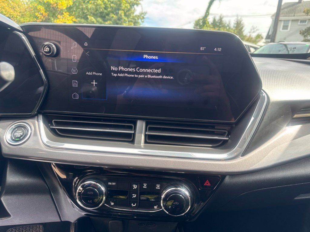 Used 2024 Chevrolet Trax ACTIV FWD image 27