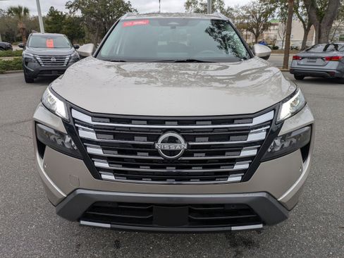 Certified 2024 Nissan Rogue SL w/ SL Premium Package image 9