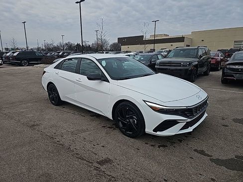 New 2026 Hyundai Elantra Sport FWD image 7