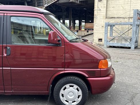Used 1999 Volkswagen Eurovan MV FWD image 49