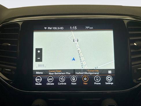 Used 2022 Jeep Grand Cherokee Laredo X AWD/4WD image 15