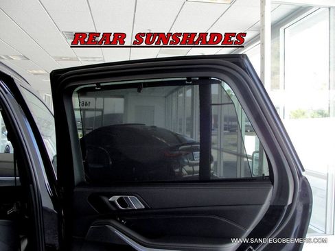 Used 2022 BMW X5 sDrive40i w/ M Sport Package RWD image 11