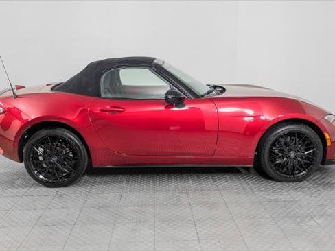 Used 2016 MAZDA MX-5 Miata Club RWD image 35
