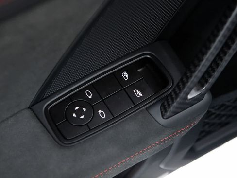 New 2026 Porsche 911 GT3 image 17