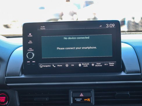 Used 2025 Honda Pilot Touring image 16