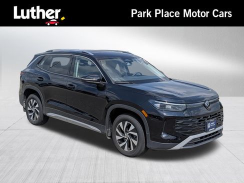 Certified 2026 Volkswagen Tiguan S AWD/4WD image 1