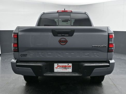 Used 2022 Nissan Frontier PRO-4X w/ Technology Package image 8