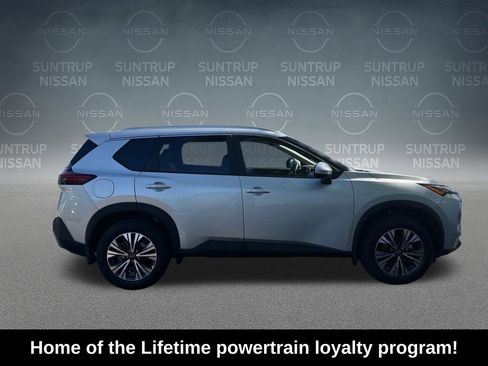 Used 2023 Nissan Rogue SV FWD image 7