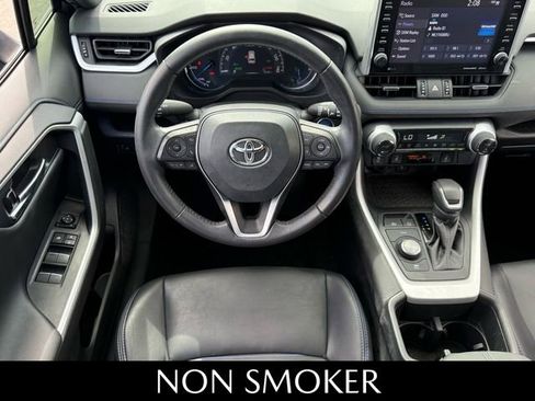 Used 2022 Toyota RAV4 XSE image 7