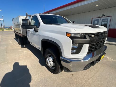 Used 2021 Chevrolet Silverado 3500 W/T w/ WT Convenience Package AWD/4WD image 2