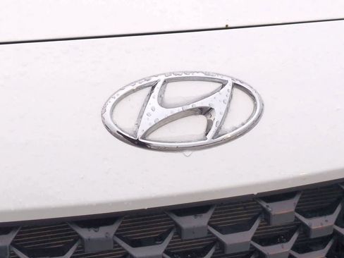 Used 2023 Hyundai Kona SE image 11