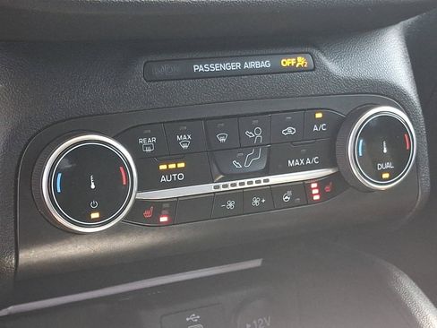 Certified 2024 Ford Escape Active AWD/4WD image 16