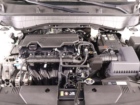 Used 2025 Hyundai Kona SEL image 18