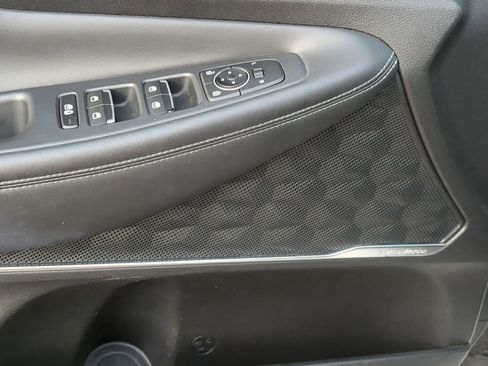 Used 2023 Hyundai Santa Fe SEL Premium image 16