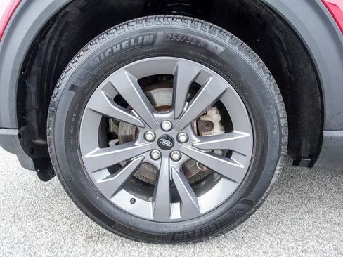 Used 2023 Ford Explorer XLT w/ Equipment Group 202A image 19